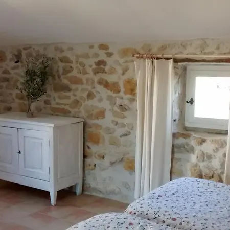 Gite H.Petit Vagnas Exterior photo